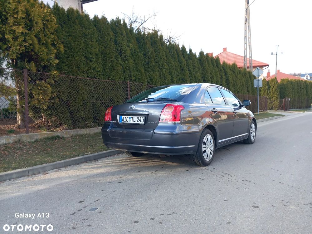 Toyota Avensis 2.0 VVT-i Executive - 12