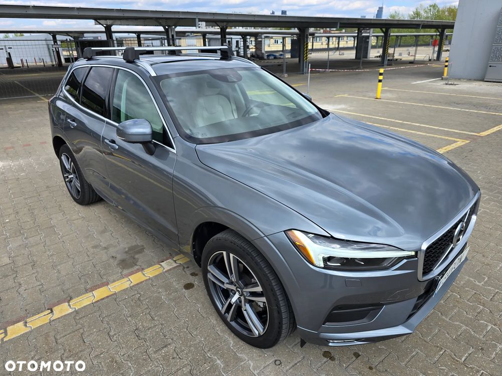 Volvo XC 60 T5 AWD Geartronic Momentum - 4