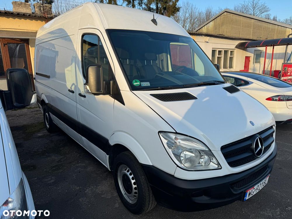 Mercedes-Benz Sprinter - 2