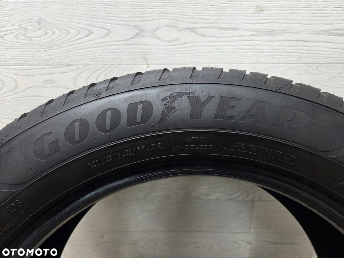 Opona całoroczna Goodyear Vector 4SEASONS GEN-3 SUV 235/55R18 104 V - 3
