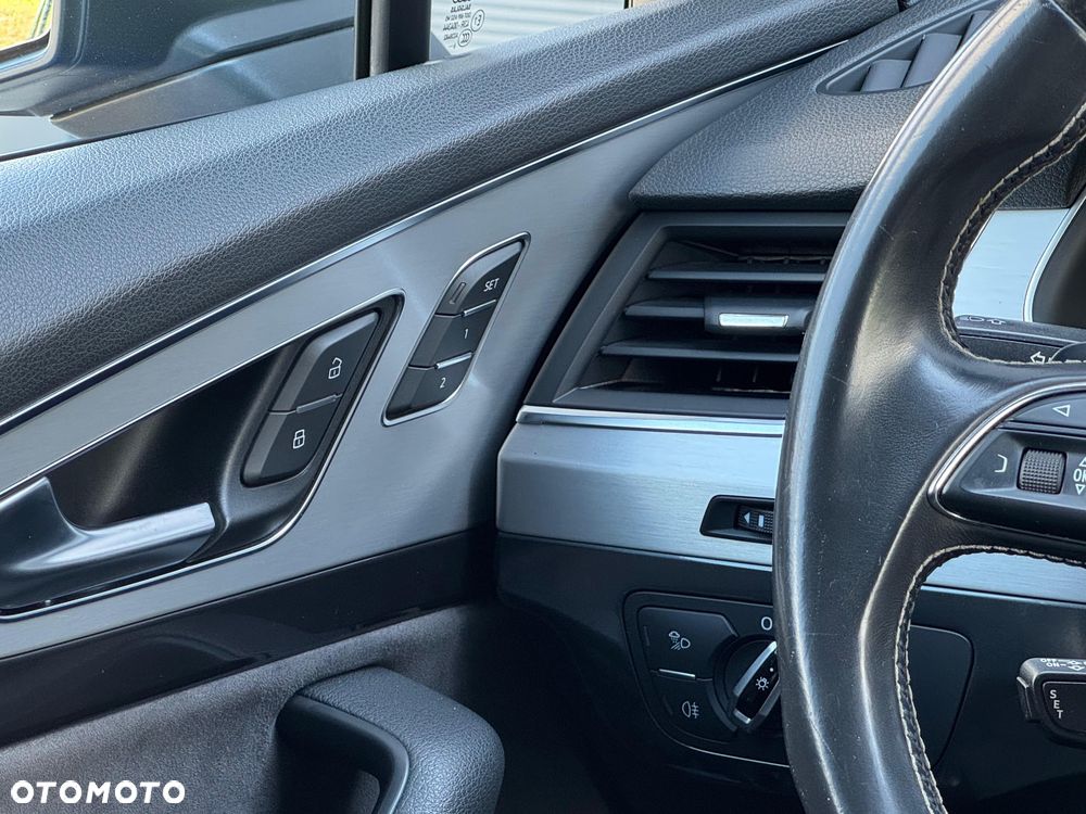 Audi SQ7 - 24