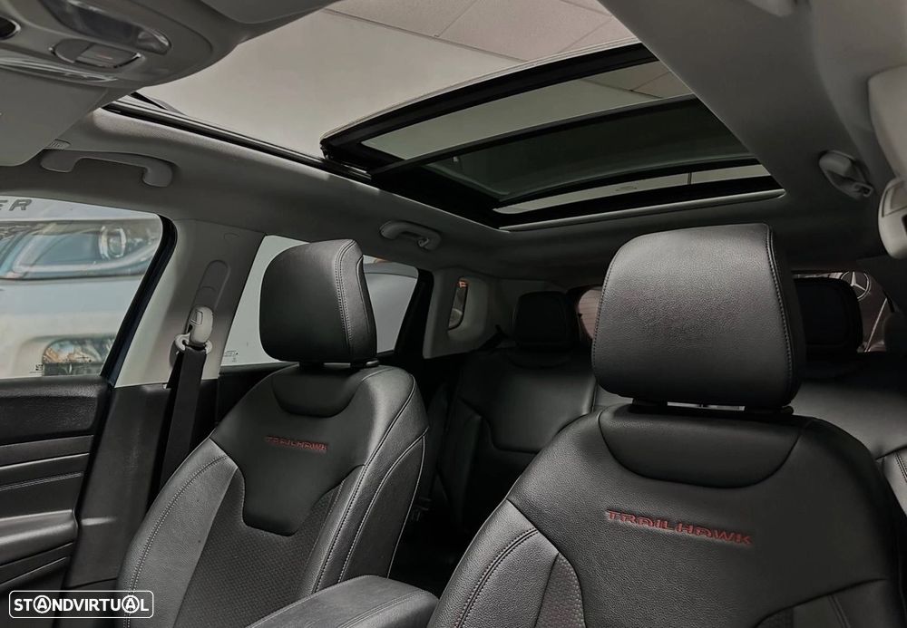 Jeep Compass - 1