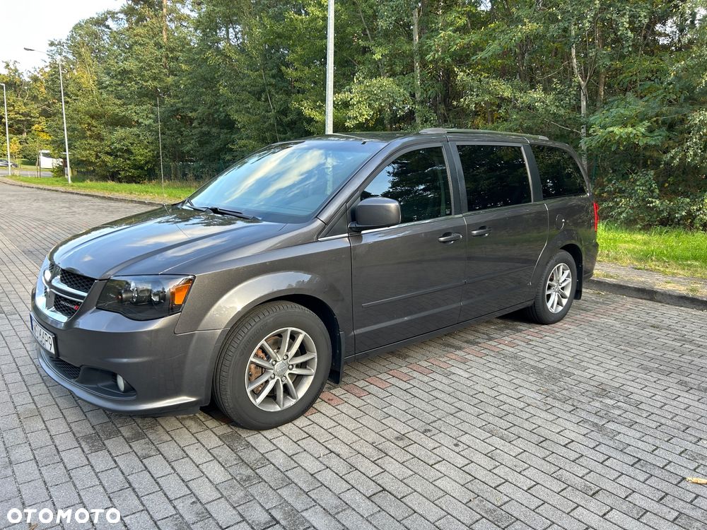 Dodge Grand Caravan 3.6 R/T - 4