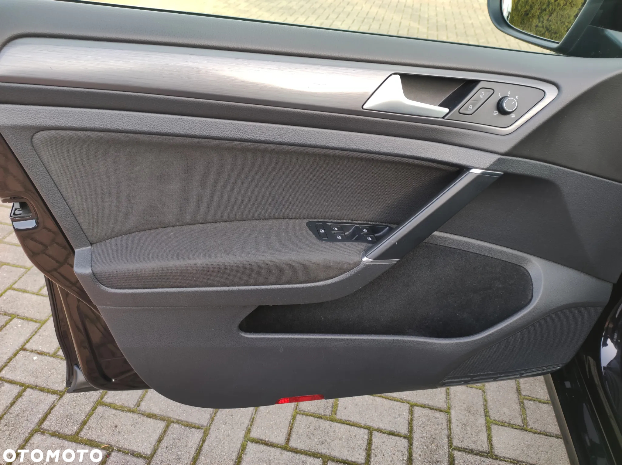 Volkswagen Golf VII 1.6 TDI BMT Highline - 27