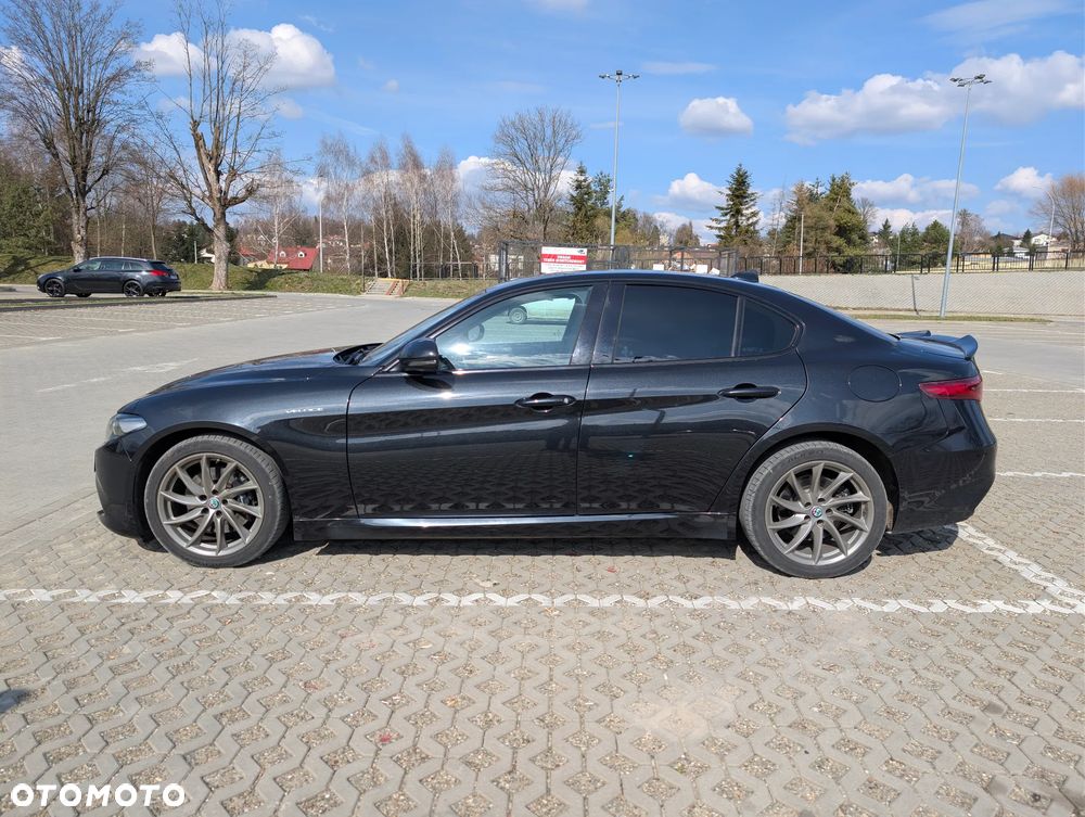 Alfa Romeo Giulia 2.0 Turbo Veloce Q4 - 5