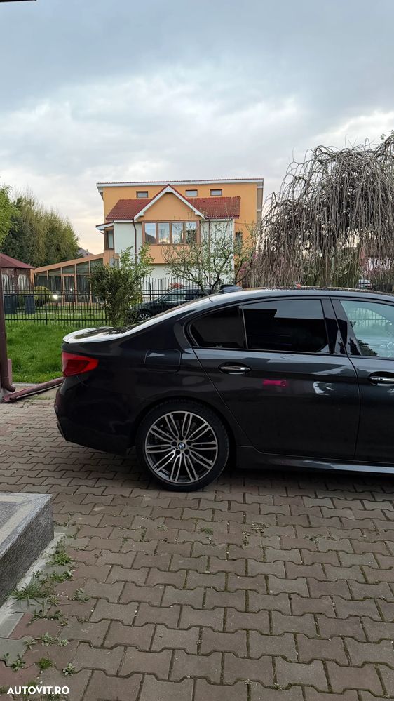 BMW Seria 5 540i xDrive Aut. Sport Line - 7