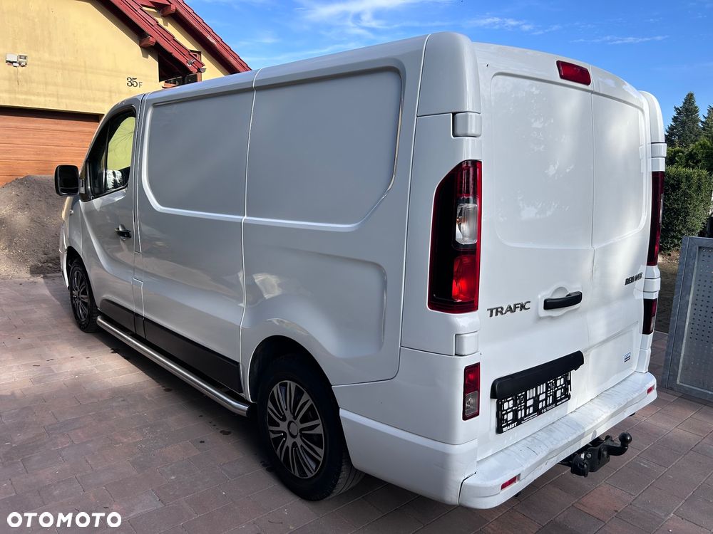 Renault Trafic - 16