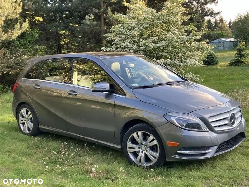Mercedes-Benz Klasa B 250 4-Matic 7G-DCT - 2
