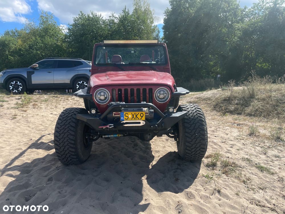 Jeep Wrangler - 24