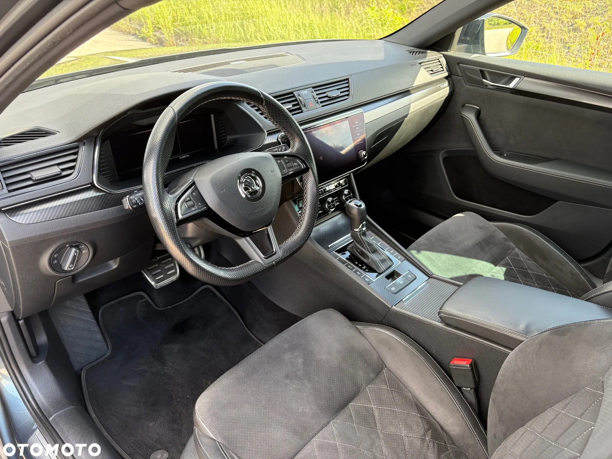 Skoda Superb 2.0 TDI 4x4 Sportline DSG - 8