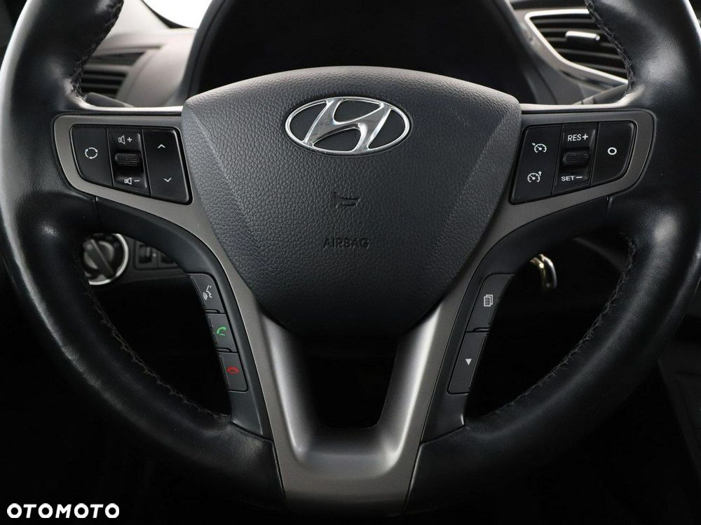 Hyundai i40 Kombi 2.0 Automatik Trend - 22