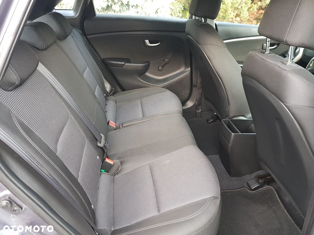 Hyundai i30 1.4 BlueDrive Run - 27