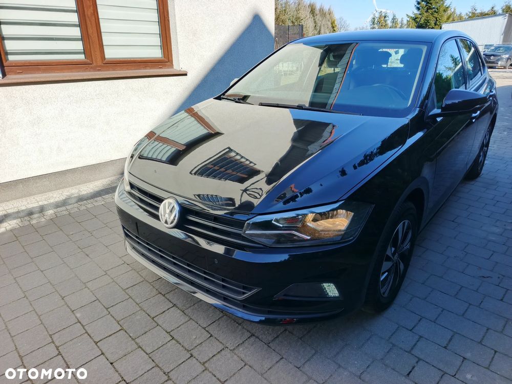 Volkswagen Polo - 2