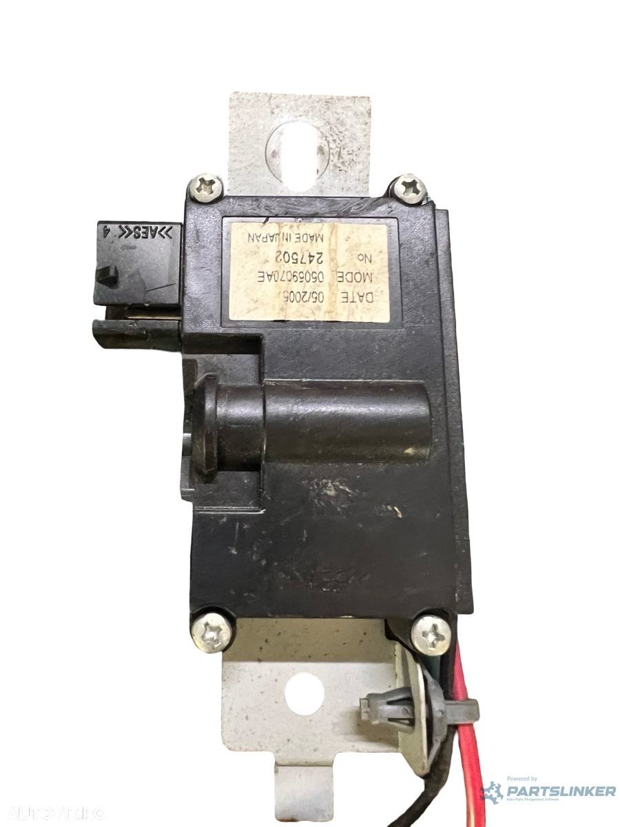 Amplificator semnal antena CHRYSLER 300 C LX, LE 2004 - > 05059070AE - 1