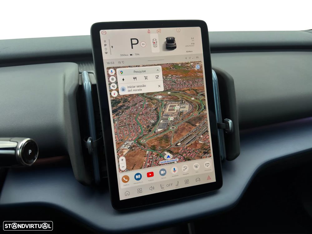 Volvo EX30 Single Motor Extended Range RWD Ultra - 14