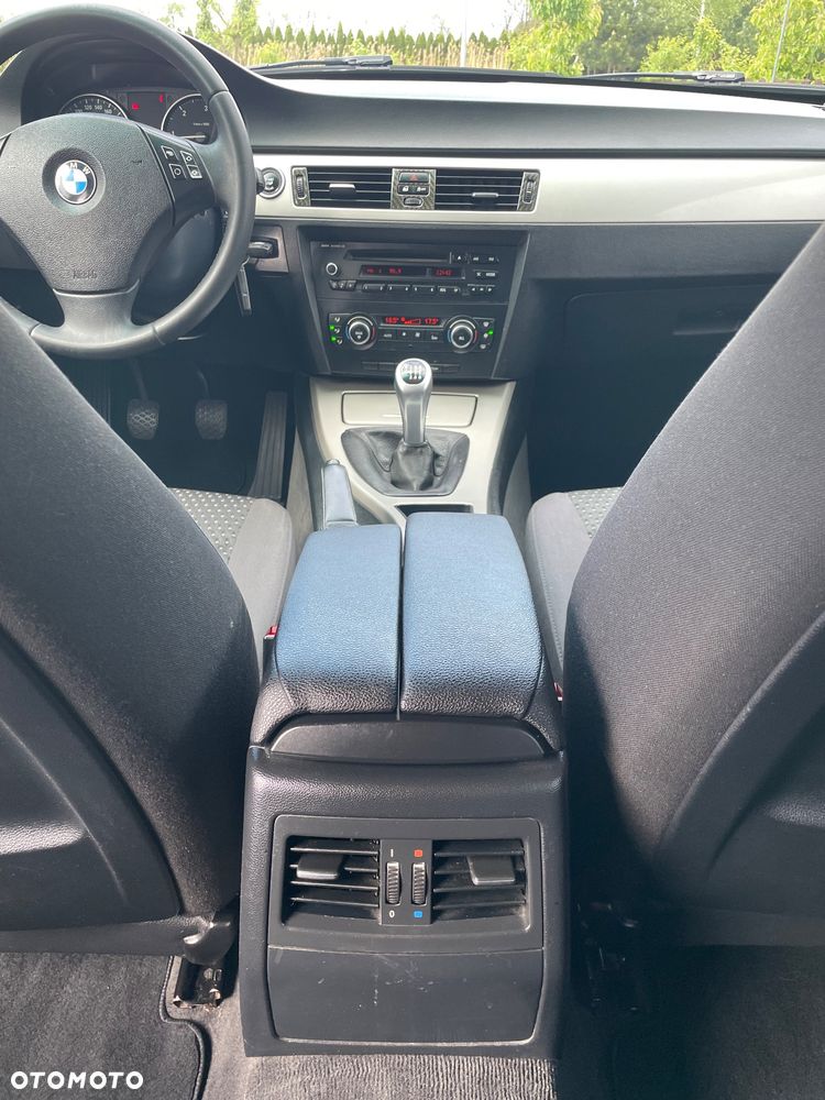 BMW Seria 3 - 19