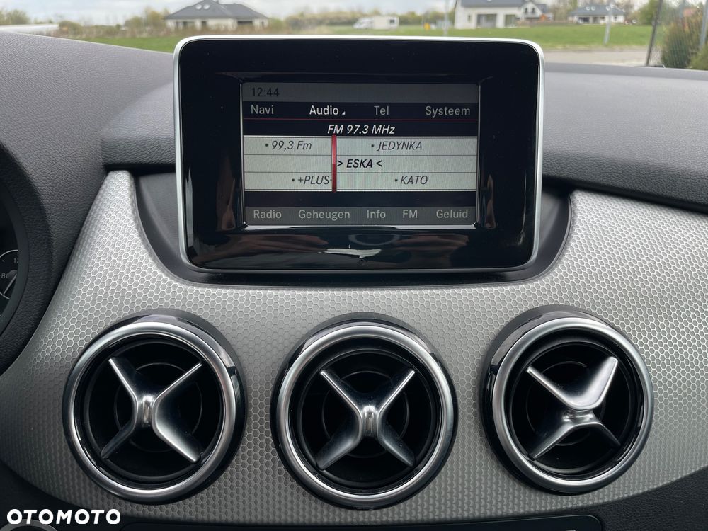Mercedes-Benz Klasa B 180 CDI (BlueEFFICIENCY) 7G-DCT - 13