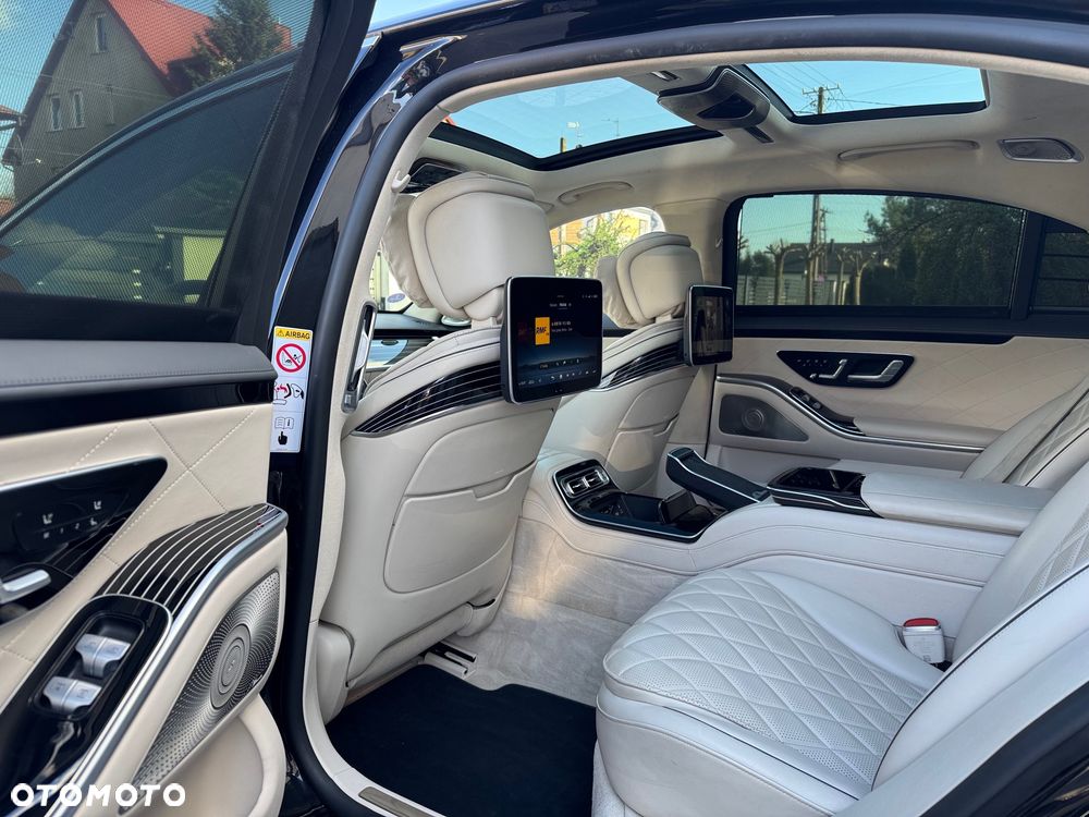 Mercedes-Benz Klasa S 580e 4Matic L 9G-TRONIC - 24