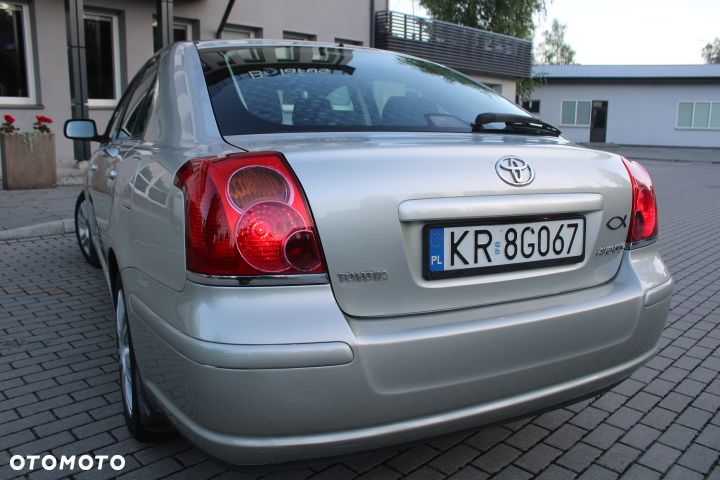 Toyota Avensis 1.8 VVT-i Luna - 6