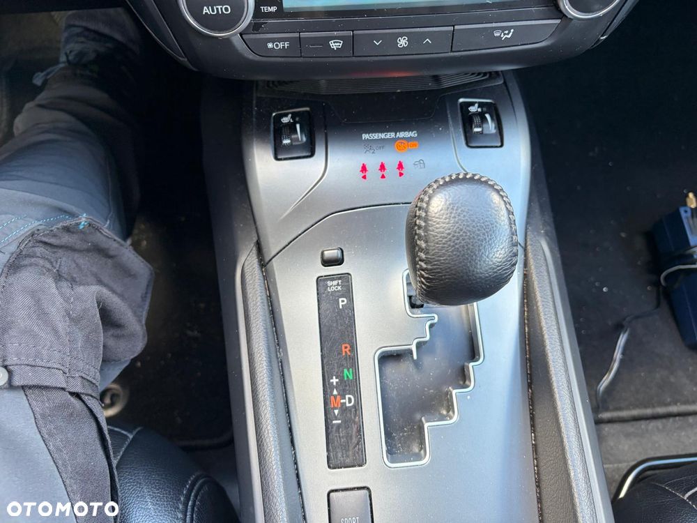 Toyota Avensis Touring Sports 1.8 Multidrive S Executive - 13