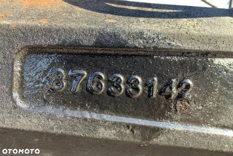 OBUDOWA MOSTU New Holland T7060 87633142 - 1