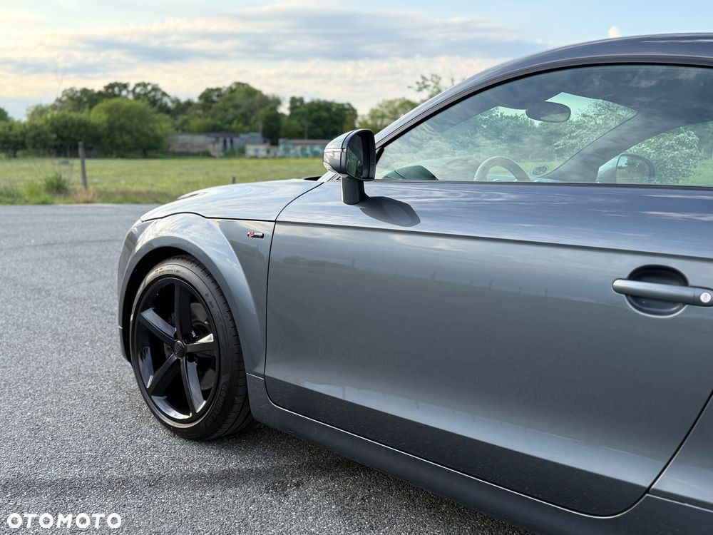 Audi TT Coupé - 13