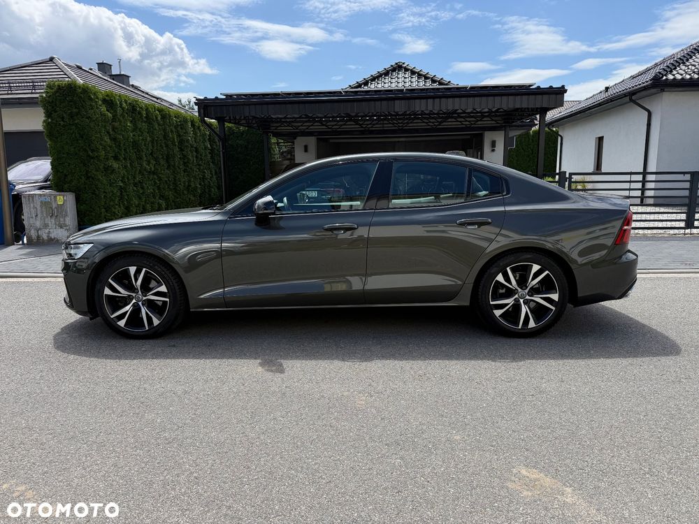 Volvo S60 B4 B R-Design - 6