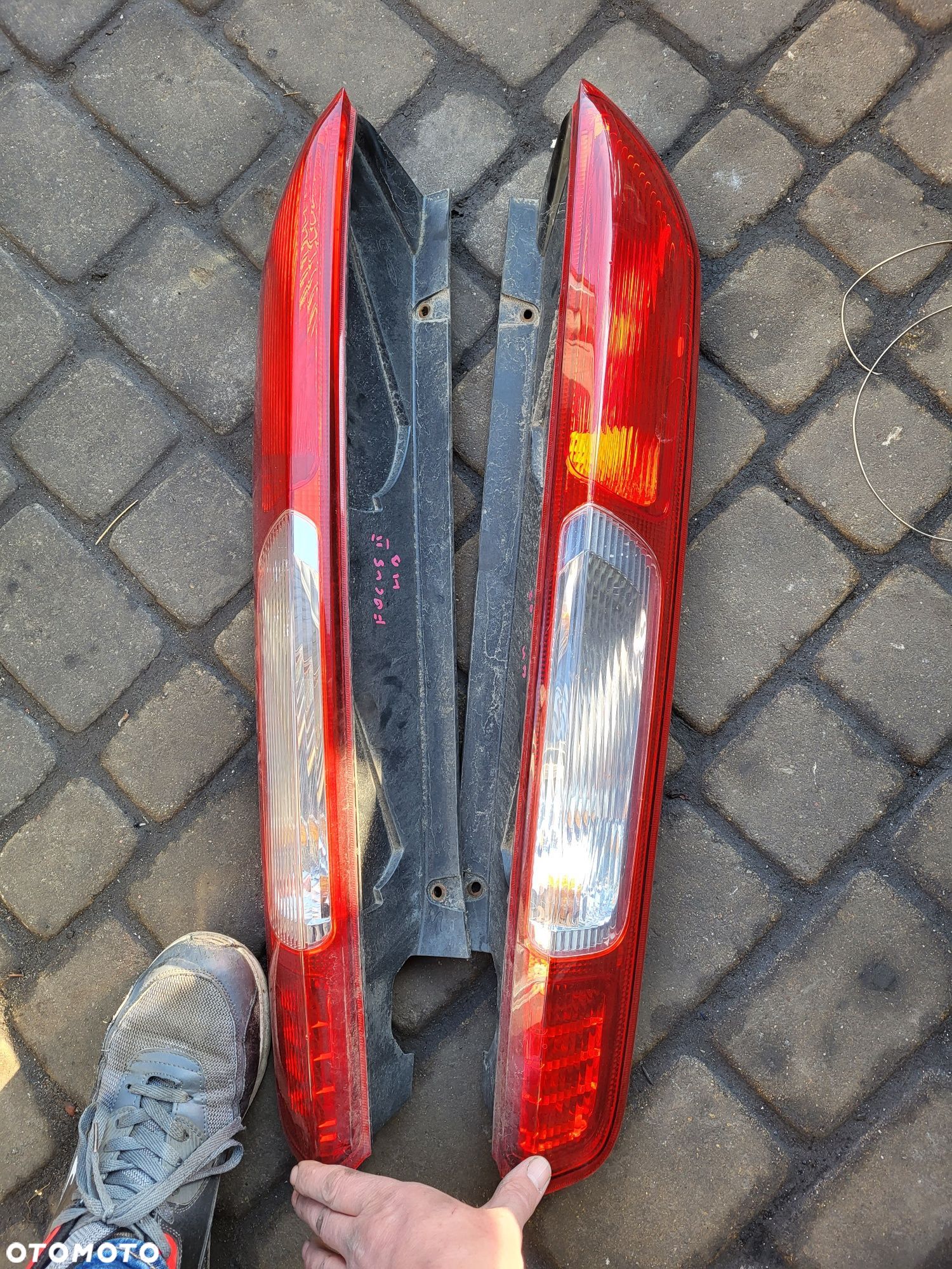 Lampa tylna ford focus mk2 06r chatchback kompletna - 1