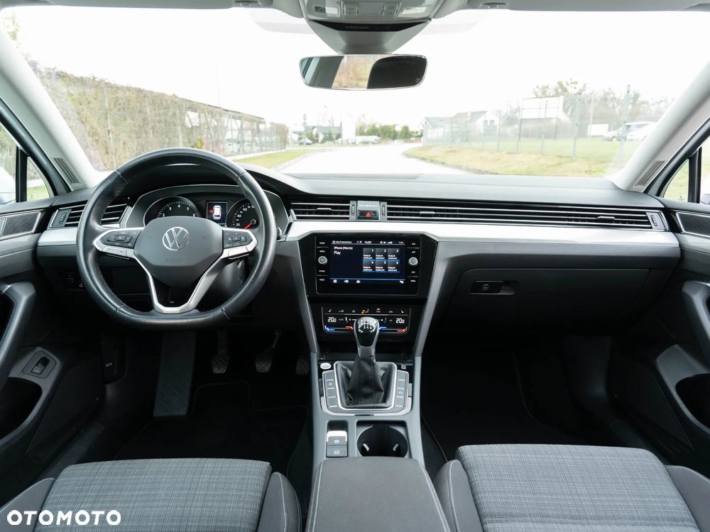 Volkswagen Passat Variant 1.5 TSI EVO Elegance - 21