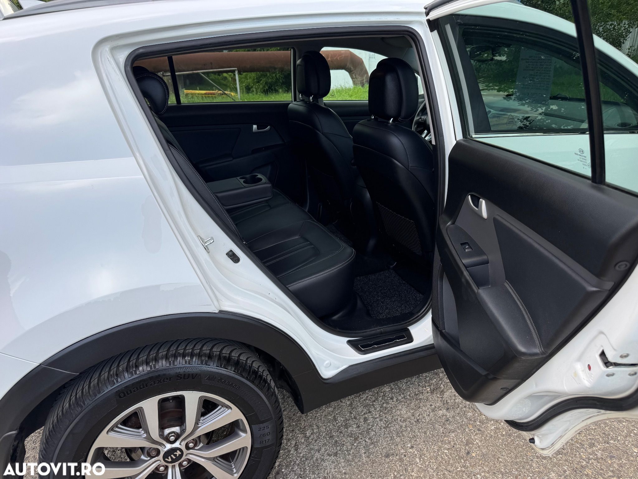 Kia Sportage 1.7 CRDI 2WD Vision - 9
