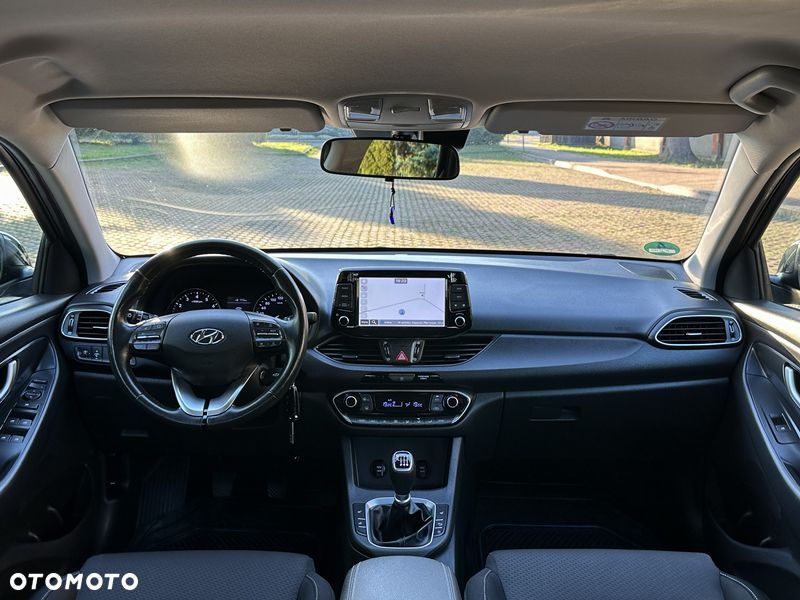 Hyundai i30 - 16