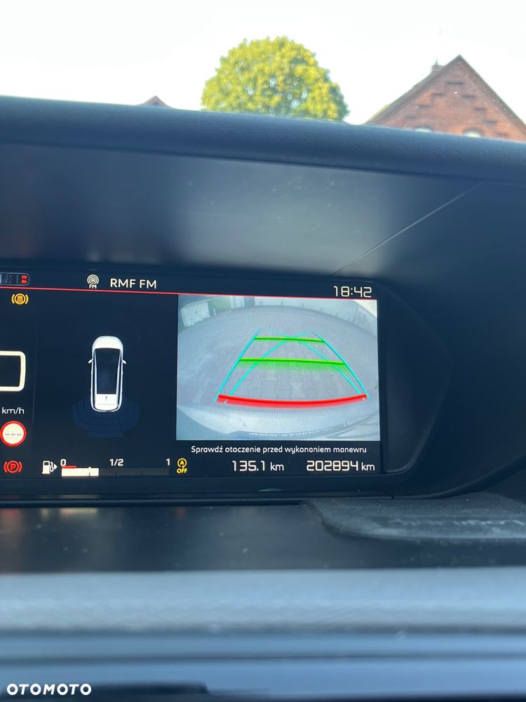Citroën C4 SpaceTourer Grand BlueHDi 130 Stop&Start SHINE - 11
