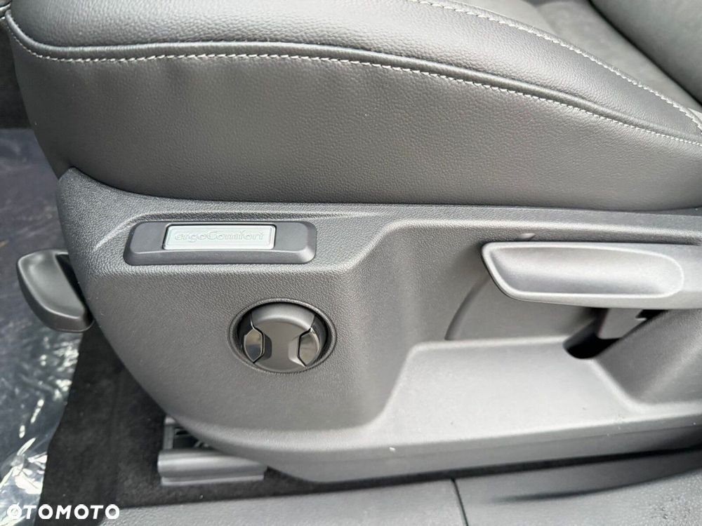 Volkswagen Caddy Caddy silnik: 2,0 l TDI EU6 SCR 90 kW skrzynia biegów: DSG, 7 -biegowa rozstaw osi: 2970 mm - 21