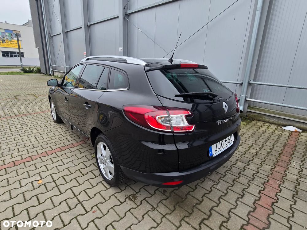 Renault Megane ENERGY dCi 110 Start & Stop Bose Edition - 9