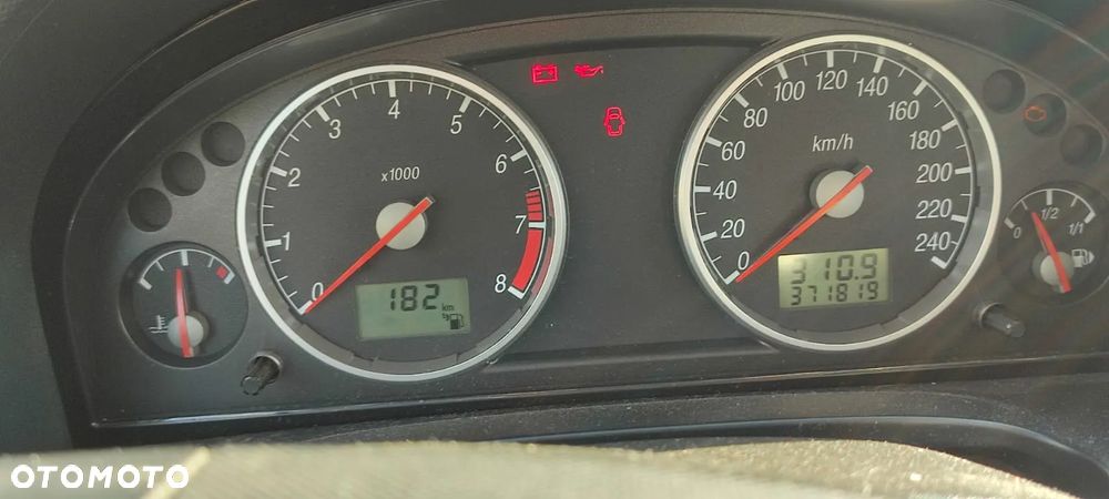 Ford Mondeo - 7