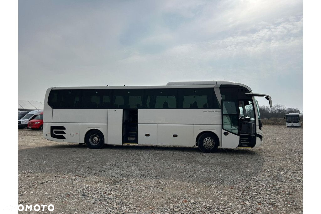 MAN Lions Coach - 27
