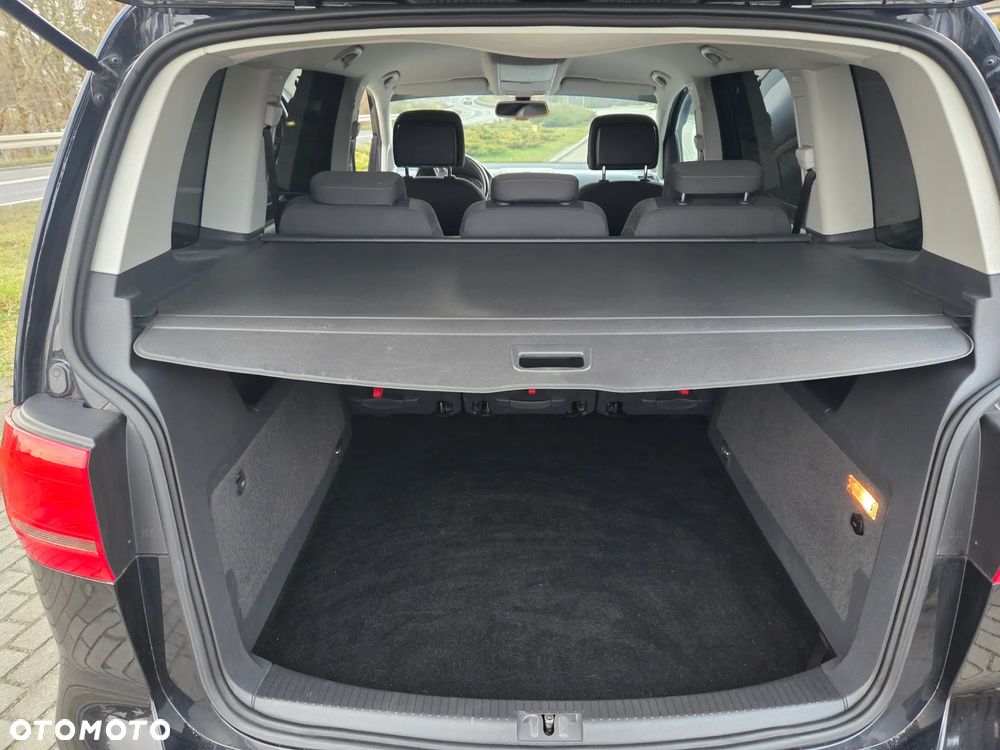 Volkswagen Touran 2.0 TDI DPF Life - 11