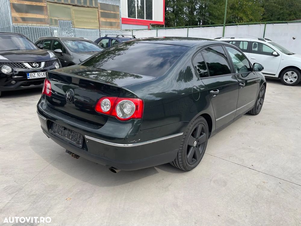 Volkswagen Passat - 2