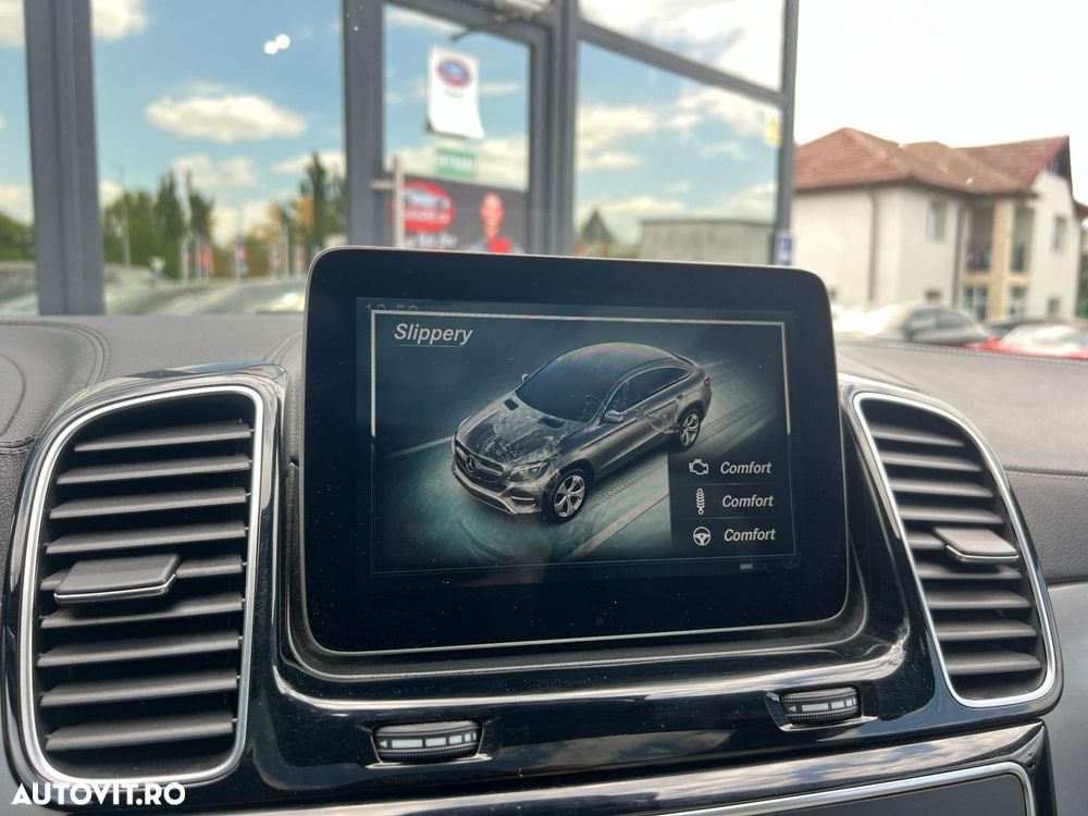 Mercedes-Benz GLE - 21