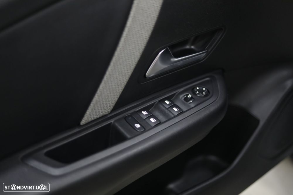 Citroën e-C4 50 kWh Plus - 19