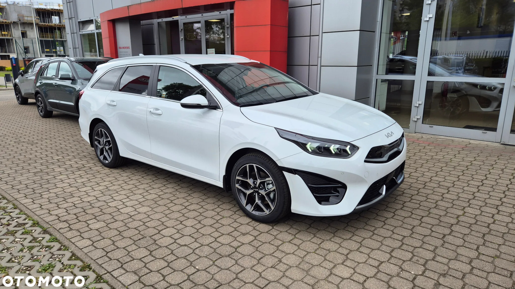 Kia Ceed 1.6 GDI PHEV Business Line DCT - 3