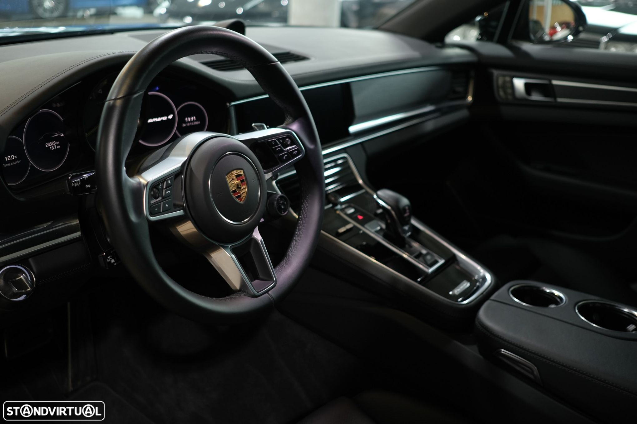 Porsche Panamera Sport Turismo 4 E-Hybrid 10 Years Edition - 8