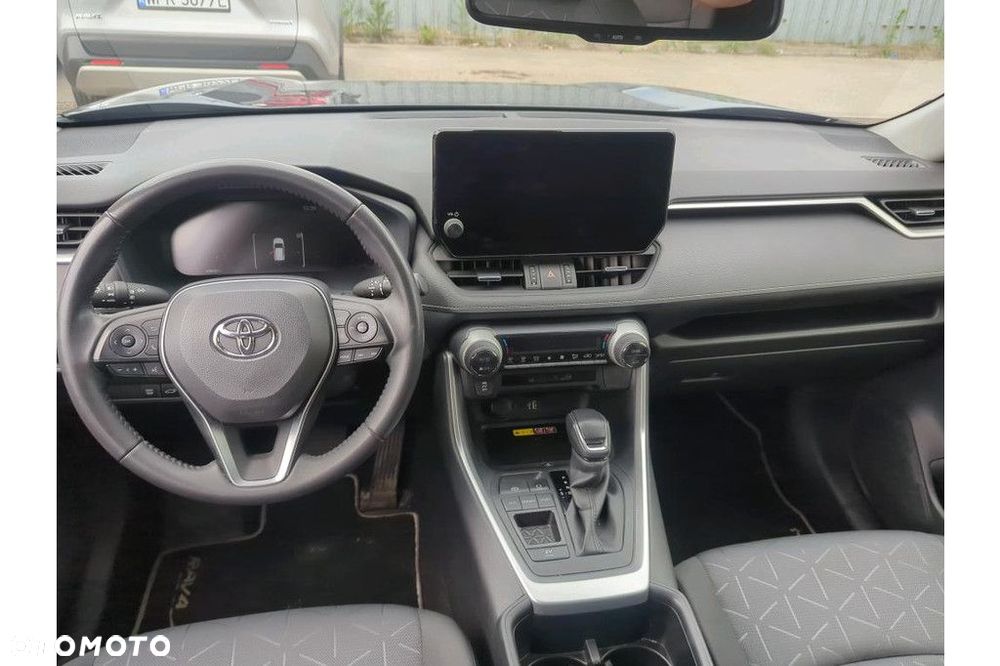 Toyota RAV4 - 13