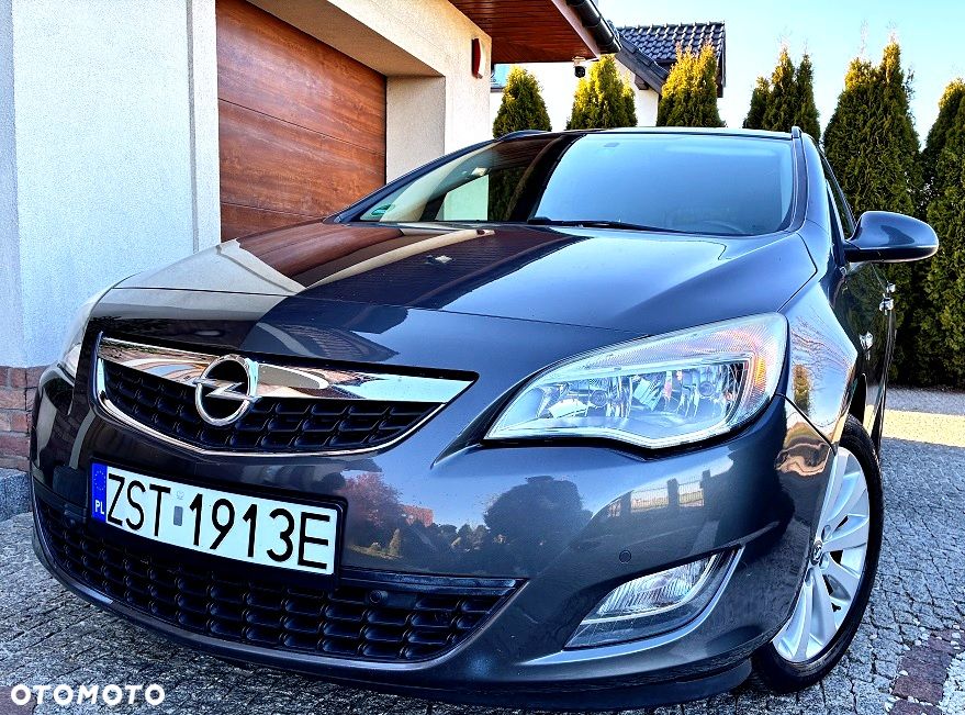 Opel Astra 1.4 Turbo 150 Jahre - 2