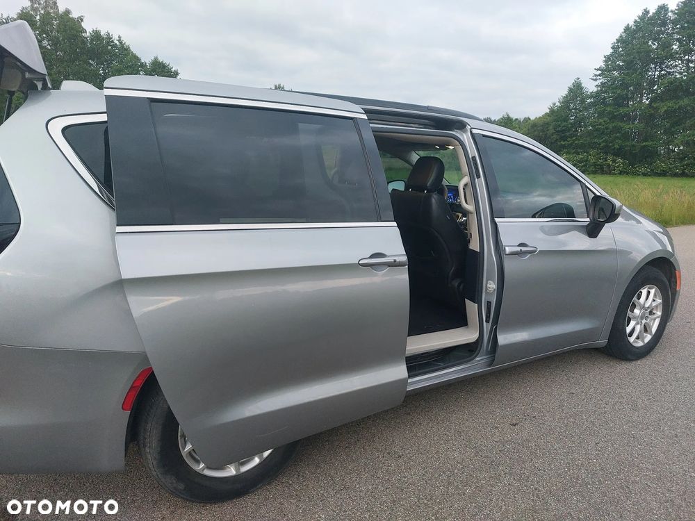 Chrysler Voyager - 11