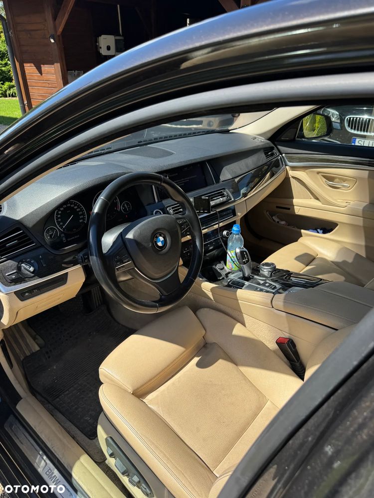 BMW Seria 5 530d xDrive Luxury Line - 4