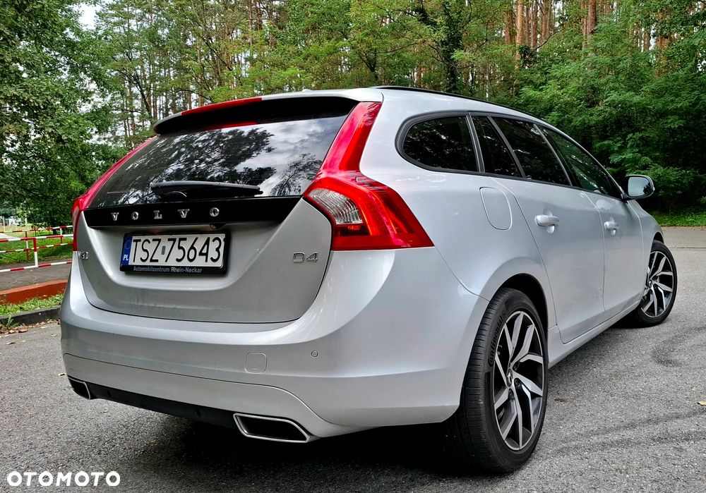 Volvo V60 2015 photo 3