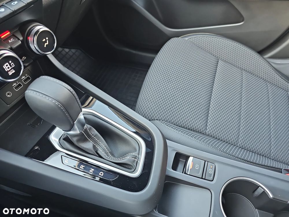 Renault Arkana 1.3 TCe mHEV Techno EDC - 26