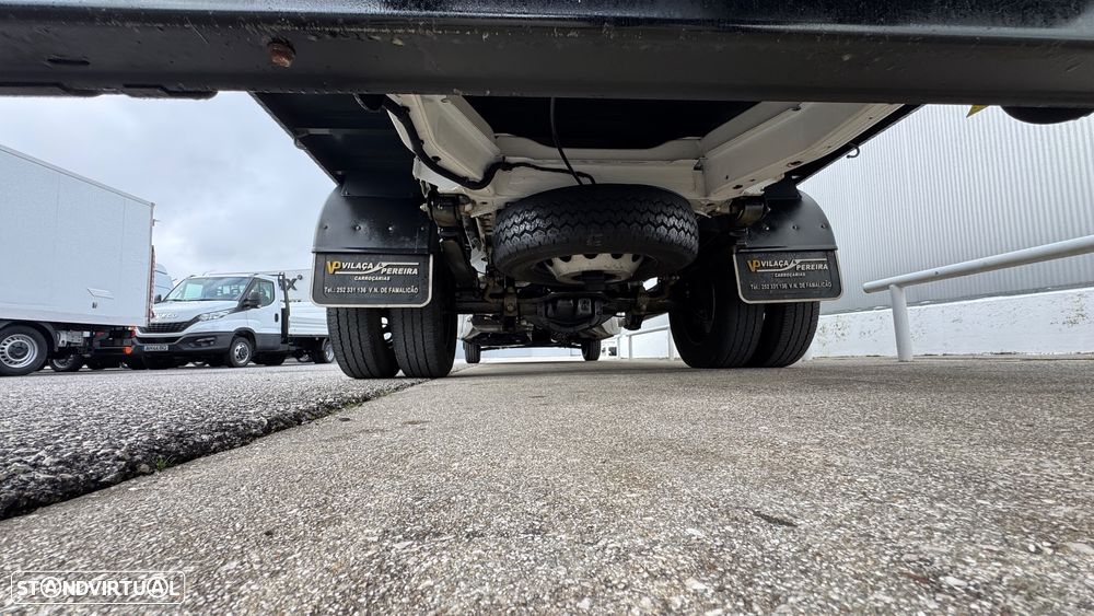 VW Crafter MAN 5.160 CX Automática RWD - 30