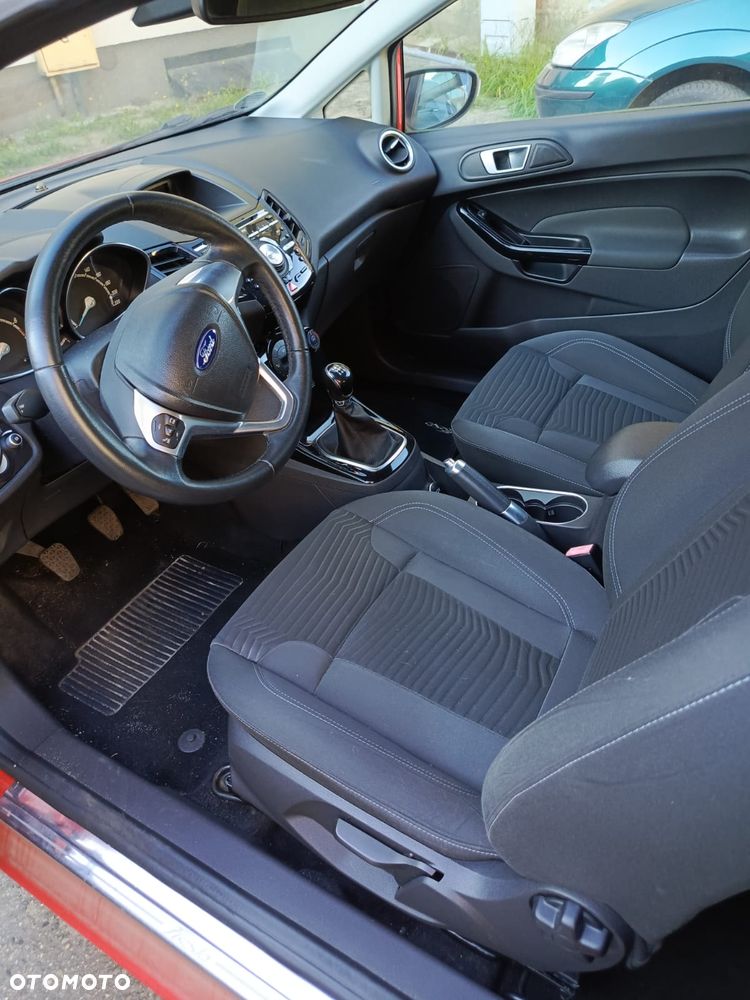 Ford Fiesta - 15